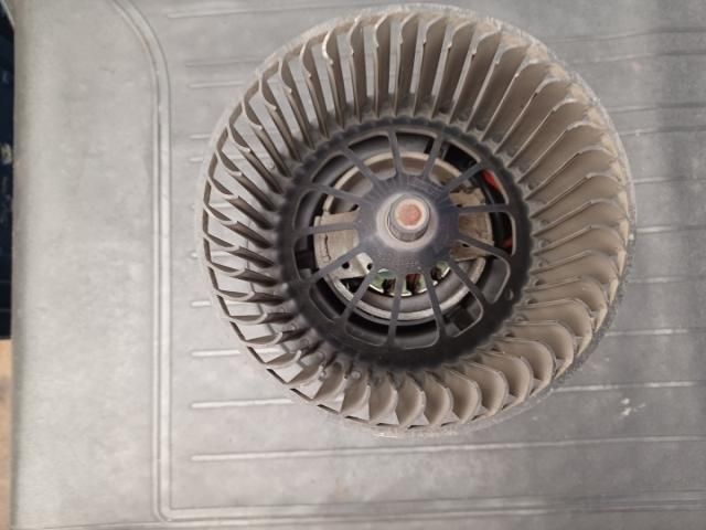 bontott FORD FOCUS II Klímahűtő Ventilátor