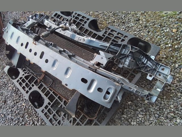 bontott FORD FOCUS II Komplett Homlokfal (Részeivel)