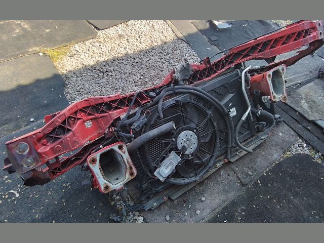 bontott FORD FOCUS II Komplett Homlokfal (Részeivel)