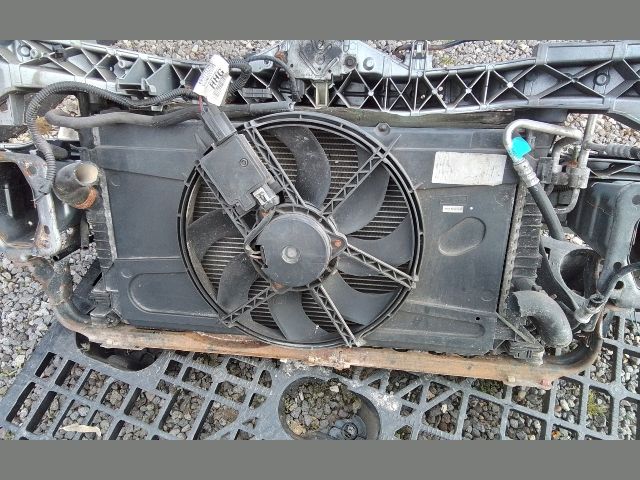 bontott FORD FOCUS II Komplett Homlokfal (Részeivel)