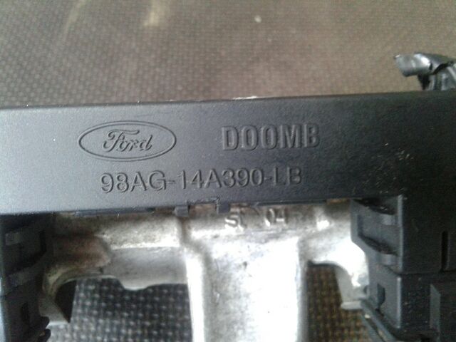 bontott FORD FOCUS II Porlasztó Sor / Híd