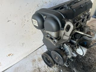 bontott FORD FOCUS II Motor (Fűzött blokk hengerfejjel)