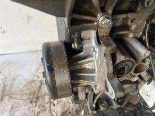 bontott FORD FOCUS II Motor (Fűzött blokk hengerfejjel)