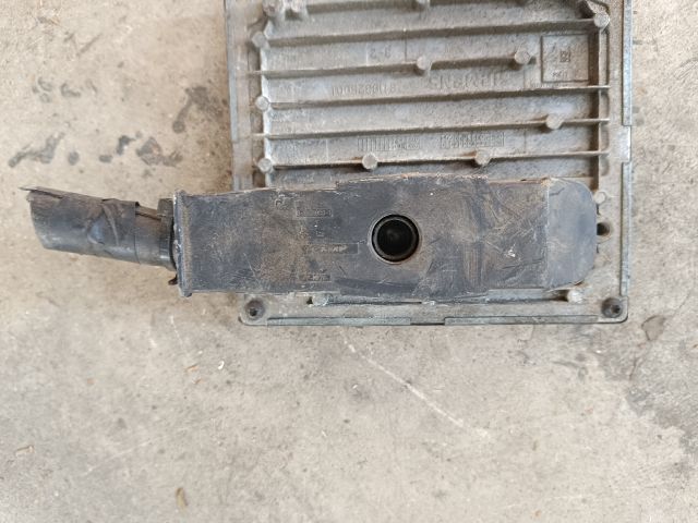 bontott FORD FOCUS II Motorvezérlő