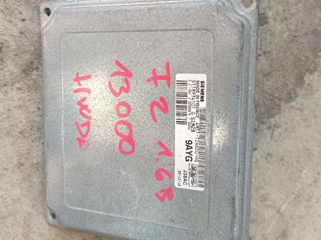 bontott FORD FOCUS II Motorvezérlő