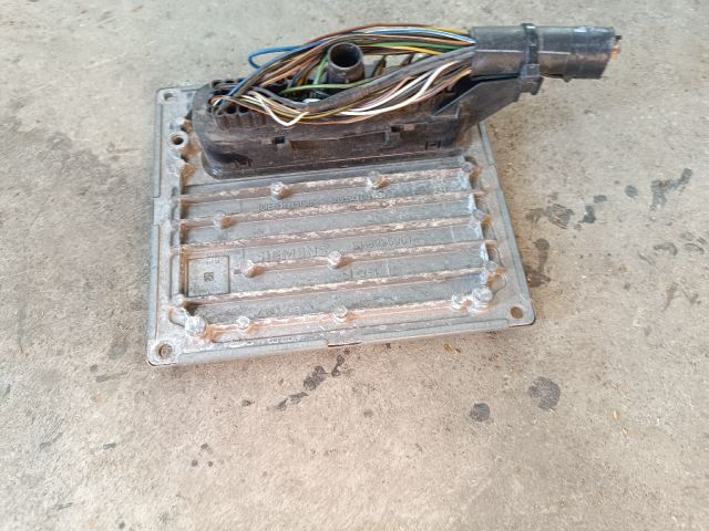 bontott FORD FOCUS II Motorvezérlő