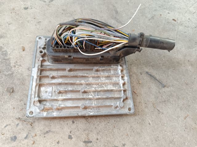 bontott FORD FOCUS II Motorvezérlő