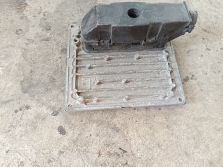 bontott FORD FOCUS II Motorvezérlő