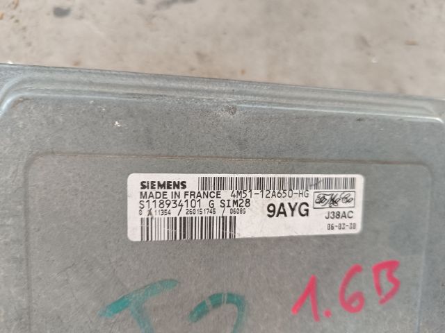 bontott FORD FOCUS II Motorvezérlő