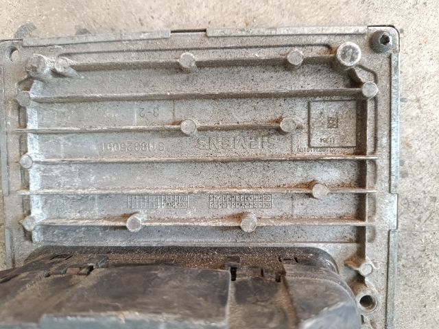 bontott FORD FOCUS II Motorvezérlő