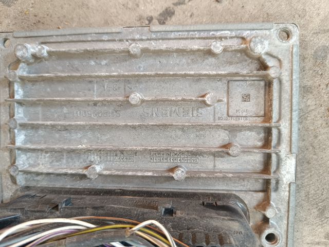 bontott FORD FOCUS II Motorvezérlő