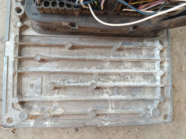 bontott FORD FOCUS II Motorvezérlő