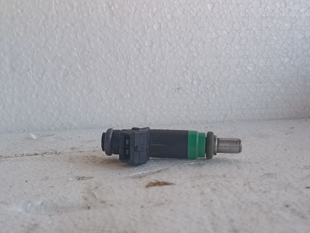 bontott FORD FOCUS II Porlasztó (1 db)