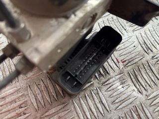 bontott FORD FOCUS II ABS Kocka