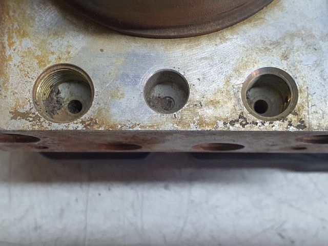 bontott FORD FOCUS II ABS Kocka