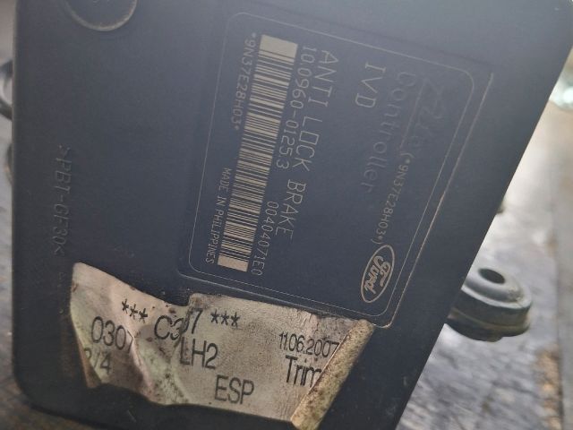 bontott FORD FOCUS II ABS Kocka