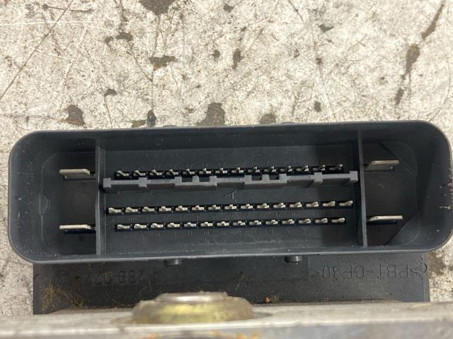 bontott FORD FOCUS II ABS Kocka