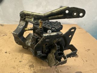 bontott FORD FOCUS II Adagoló