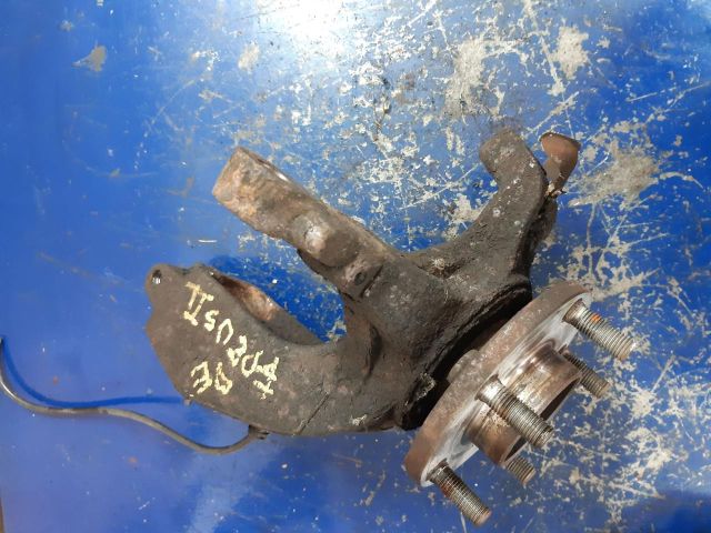 bontott FORD FOCUS II Bal első Csonkállvány Kerékaggyal