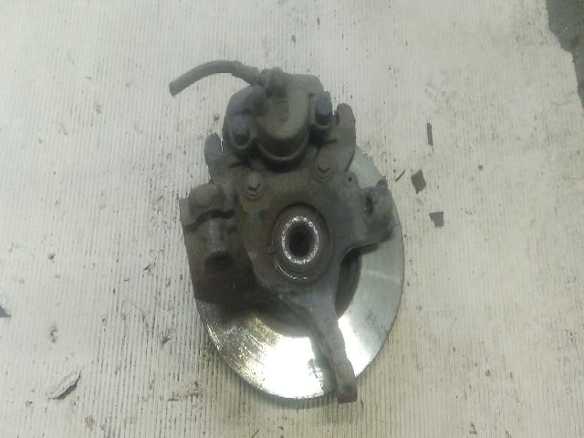 bontott FORD FOCUS II Bal első Csonkállvány Kerékaggyal