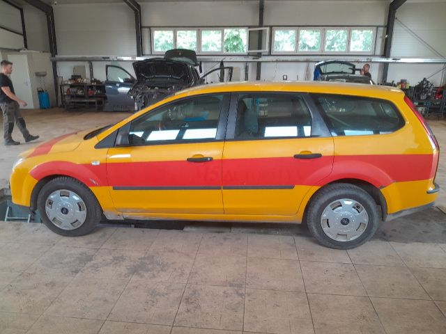 bontott FORD FOCUS II Bal első Fékkengyel