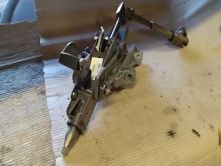 bontott FORD FOCUS II Bal első Lengőkar