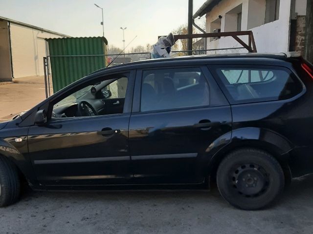 bontott FORD FOCUS II Bal első Rugó