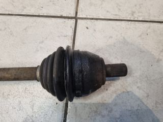 bontott FORD FOCUS II Bal Féltengely