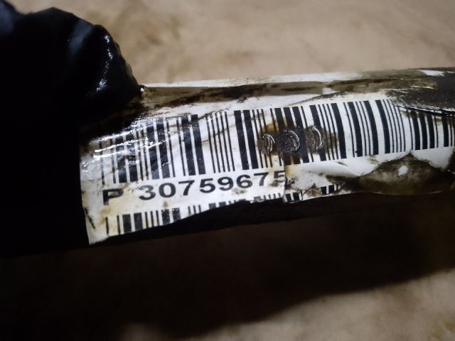 bontott FORD FOCUS II Bal Féltengely