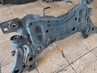 bontott FORD FOCUS II Első Bölcső