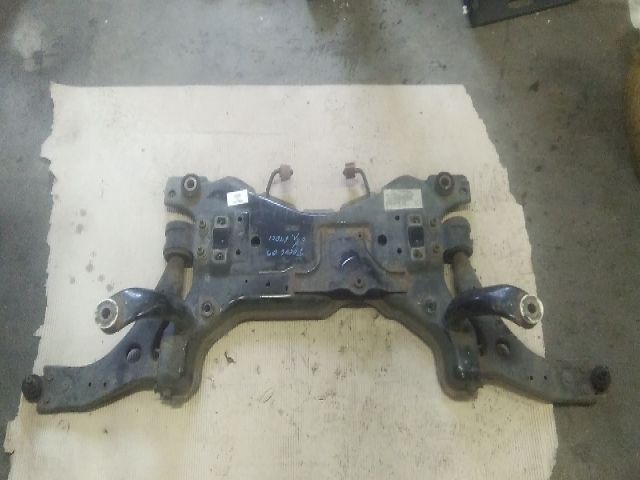 bontott FORD FOCUS II Első Bölcső