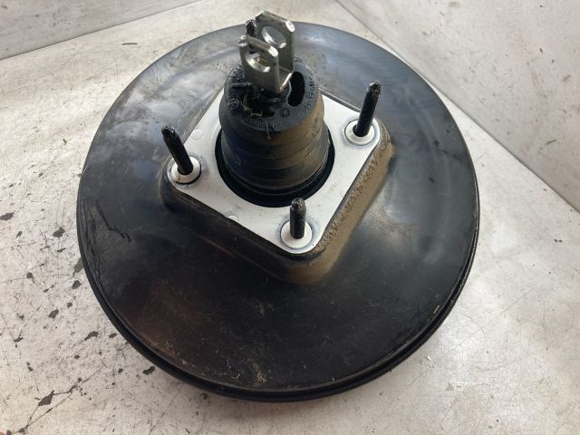 bontott FORD FOCUS II Fékrásegítő