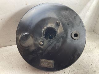 bontott FORD FOCUS II Fékrásegítő