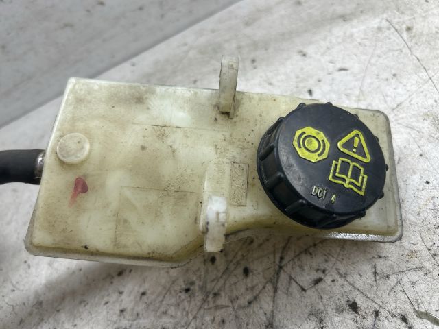 bontott FORD FOCUS II Főfékhenger