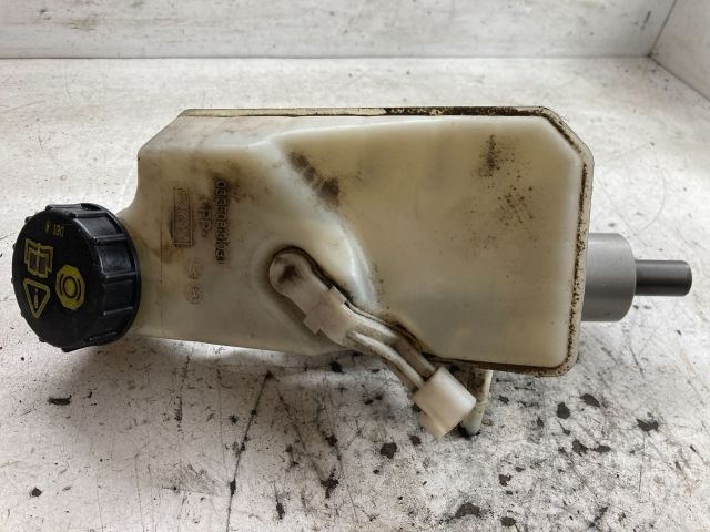 bontott FORD FOCUS II Főfékhenger