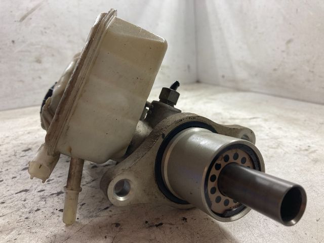 bontott FORD FOCUS II Főfékhenger