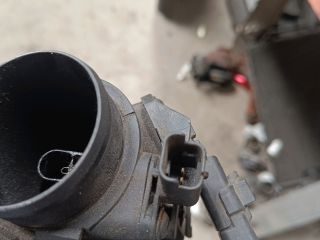 bontott FORD FOCUS II Fojtószelep (Elektromos)