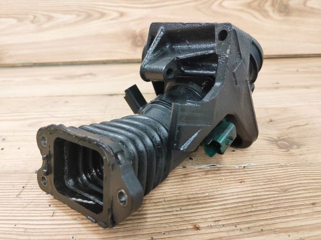 bontott FORD FOCUS II Fojtószelep (Elektromos)