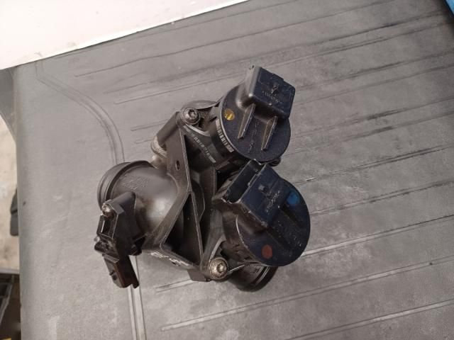 bontott FORD FOCUS II Fojtószelep (Elektromos)