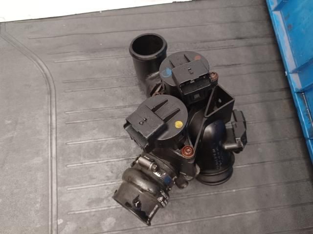 bontott FORD FOCUS II Fojtószelep (Elektromos)