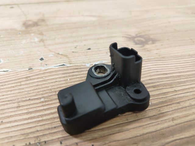 bontott FORD FOCUS II Főtengely Fordulatszám Jeladó