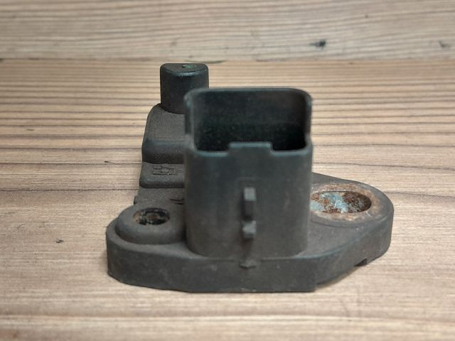 bontott FORD FOCUS II Főtengely Fordulatszám Jeladó