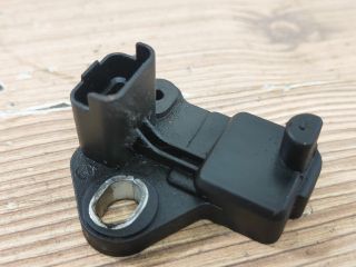 bontott FORD FOCUS II Főtengely Fordulatszám Jeladó