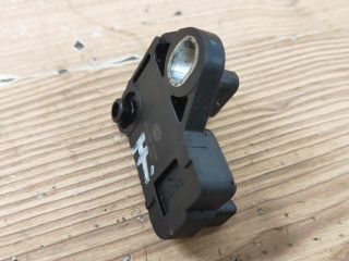 bontott FORD FOCUS II Főtengely Fordulatszám Jeladó