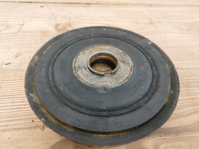 bontott FORD FOCUS II Főtengely Szíjtárcsa