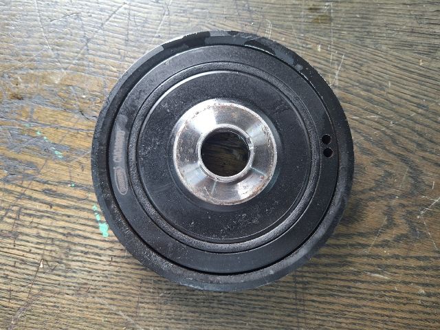 bontott FORD FOCUS II Főtengely Szíjtárcsa