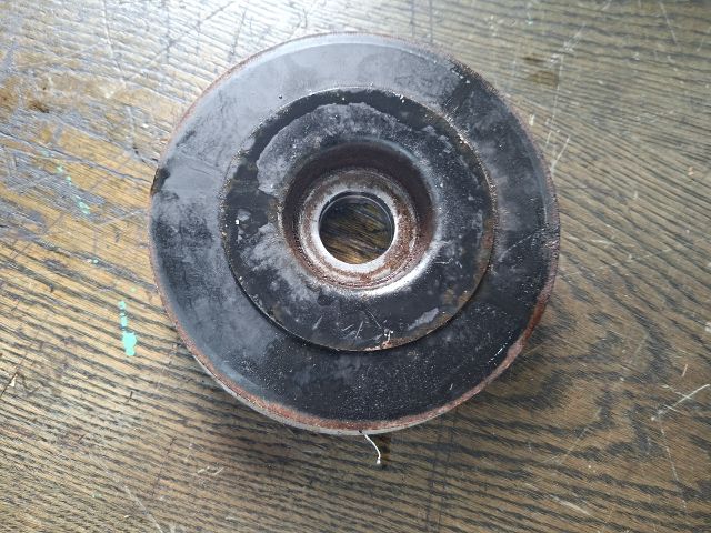 bontott FORD FOCUS II Főtengely Szíjtárcsa