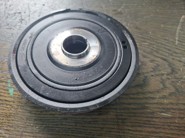 bontott FORD FOCUS II Főtengely Szíjtárcsa