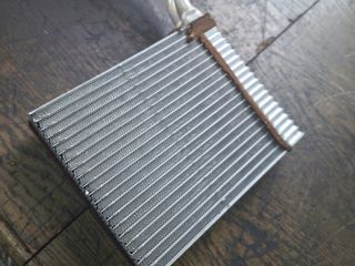 bontott FORD FOCUS II Fűtőradiátor