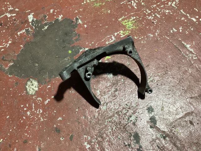 bontott FORD FOCUS II Gázolajszűrő Ház